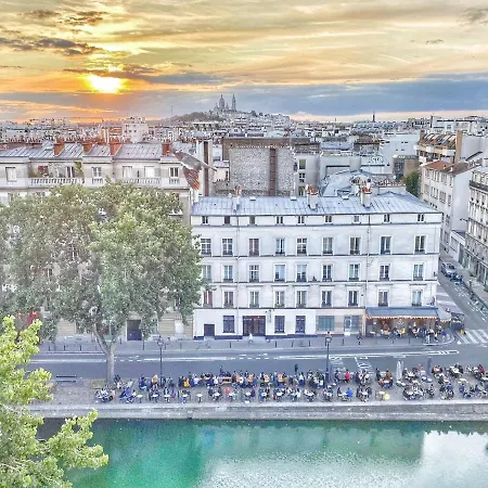Spacious 3Br Modern Duplex. Breathtaking View! Paris