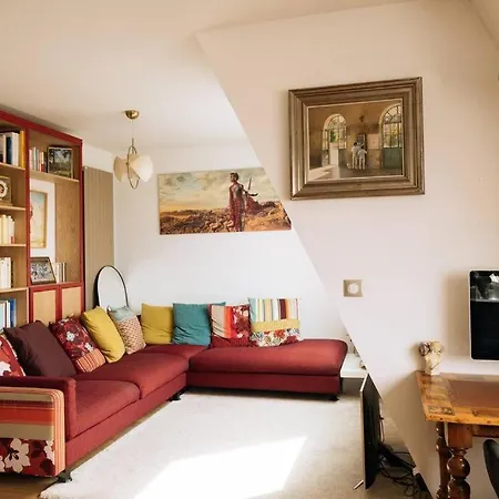 Spacious 3Br Modern Duplex. Breathtaking View! * Paris